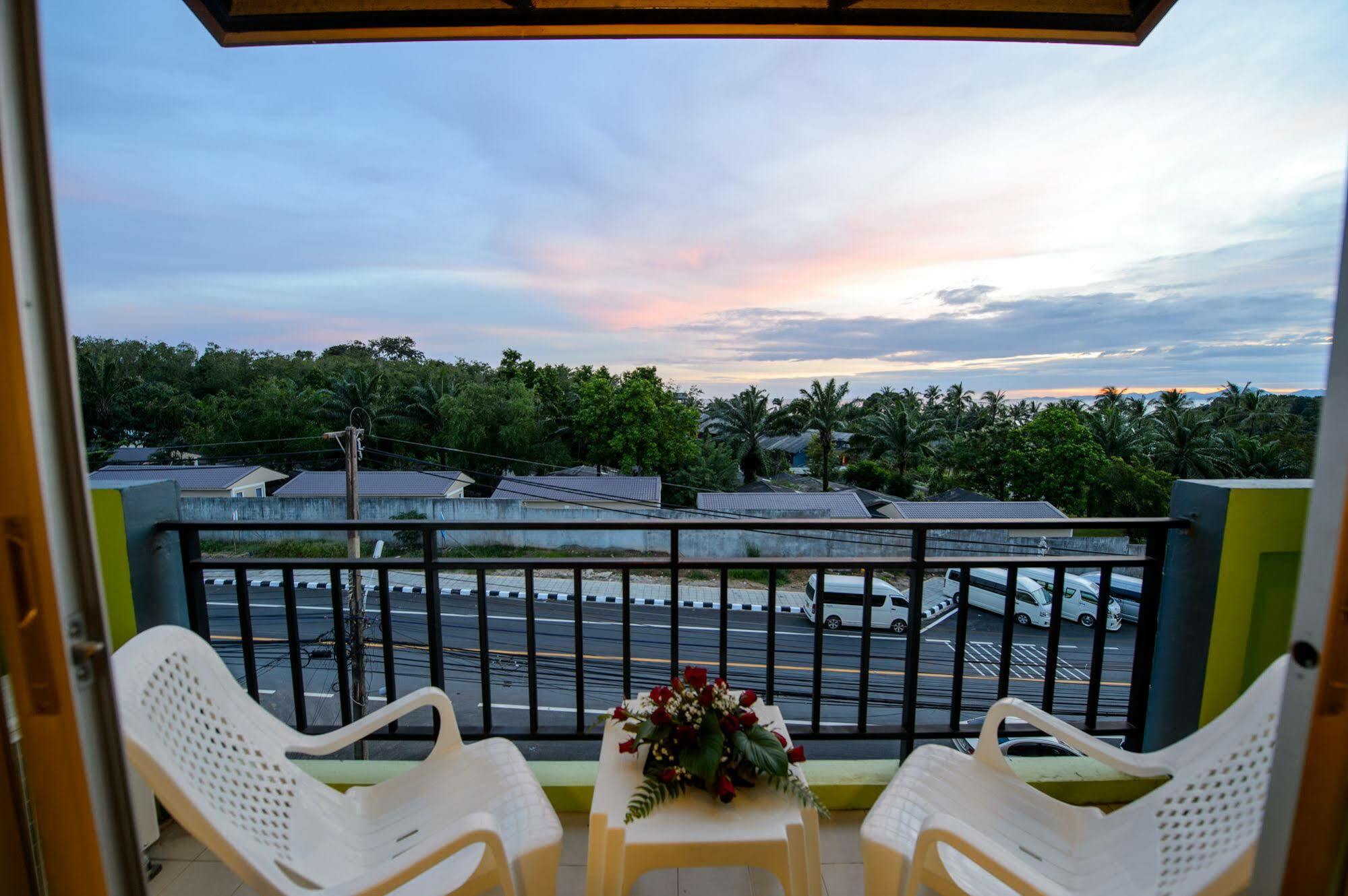 Z-Talay House Bed & Breakfast Klong Muang Beach Exterior photo